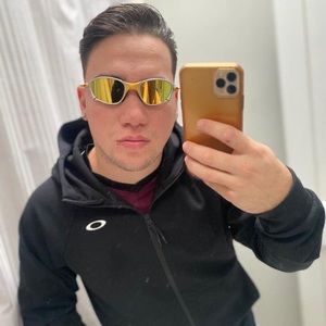 Meet your Posher, Lucas